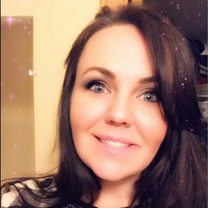 Meet your Posher, Corrina